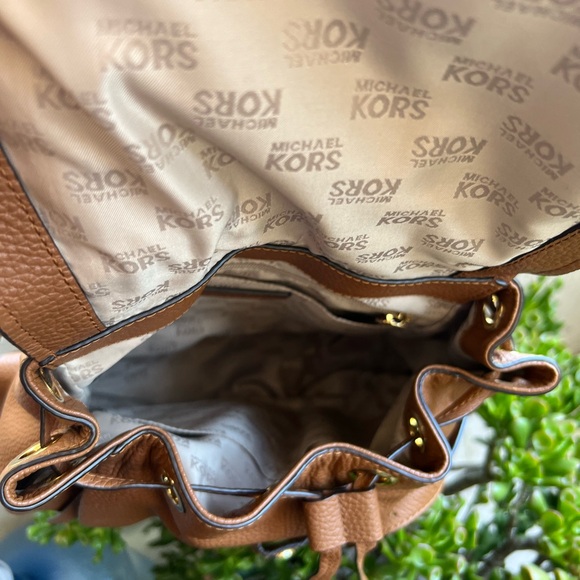 Michael Kors Brown Leather Backpack Classic Design - Picture 6 of 14